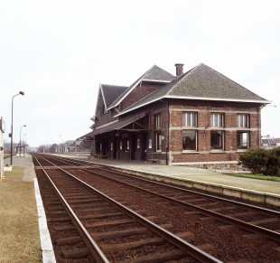 Willebroeck - SNCB K04043-012 (1).jpg